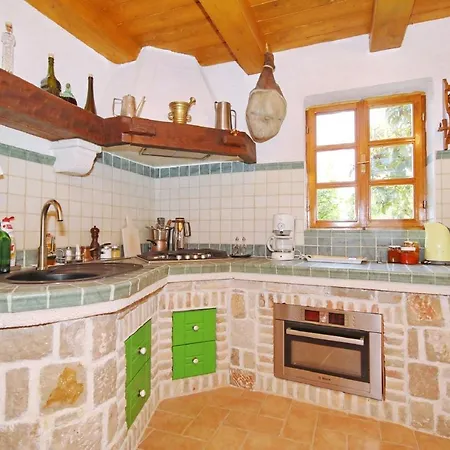 Vikendica House Flamingo *